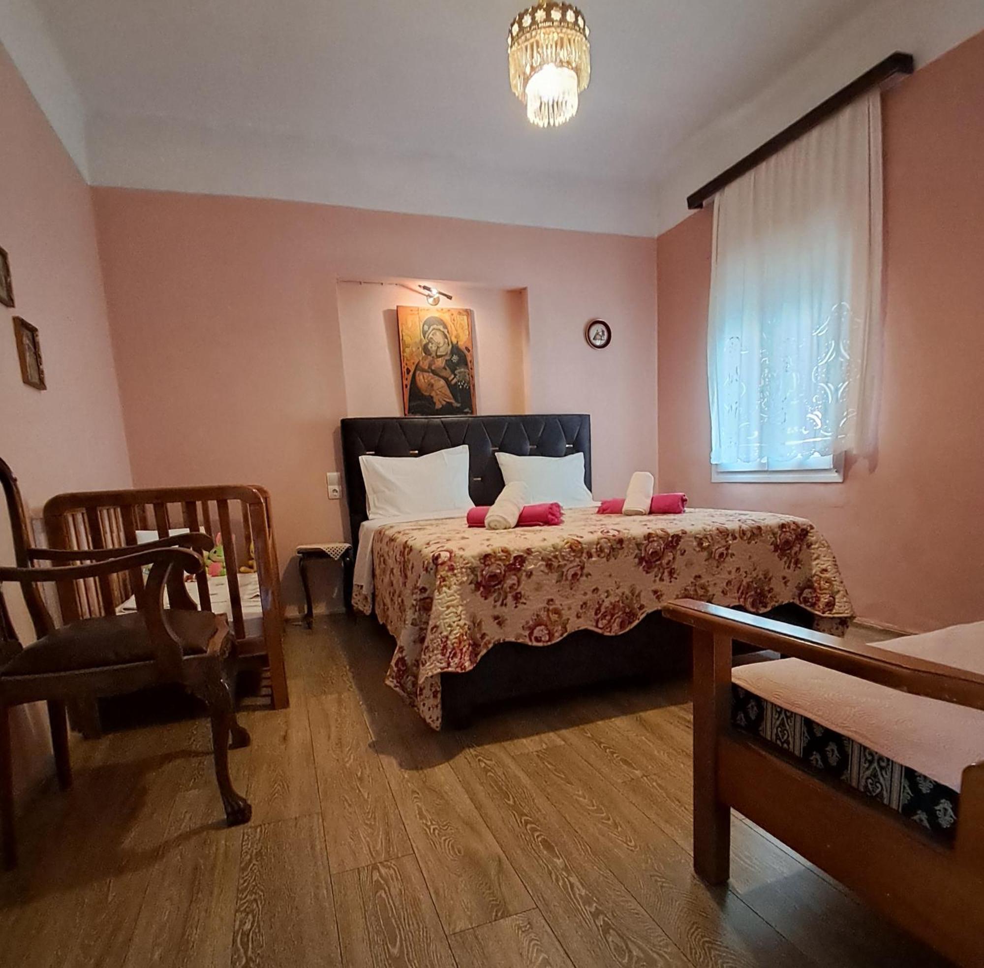 Villa Meteora Mary's Mansion
